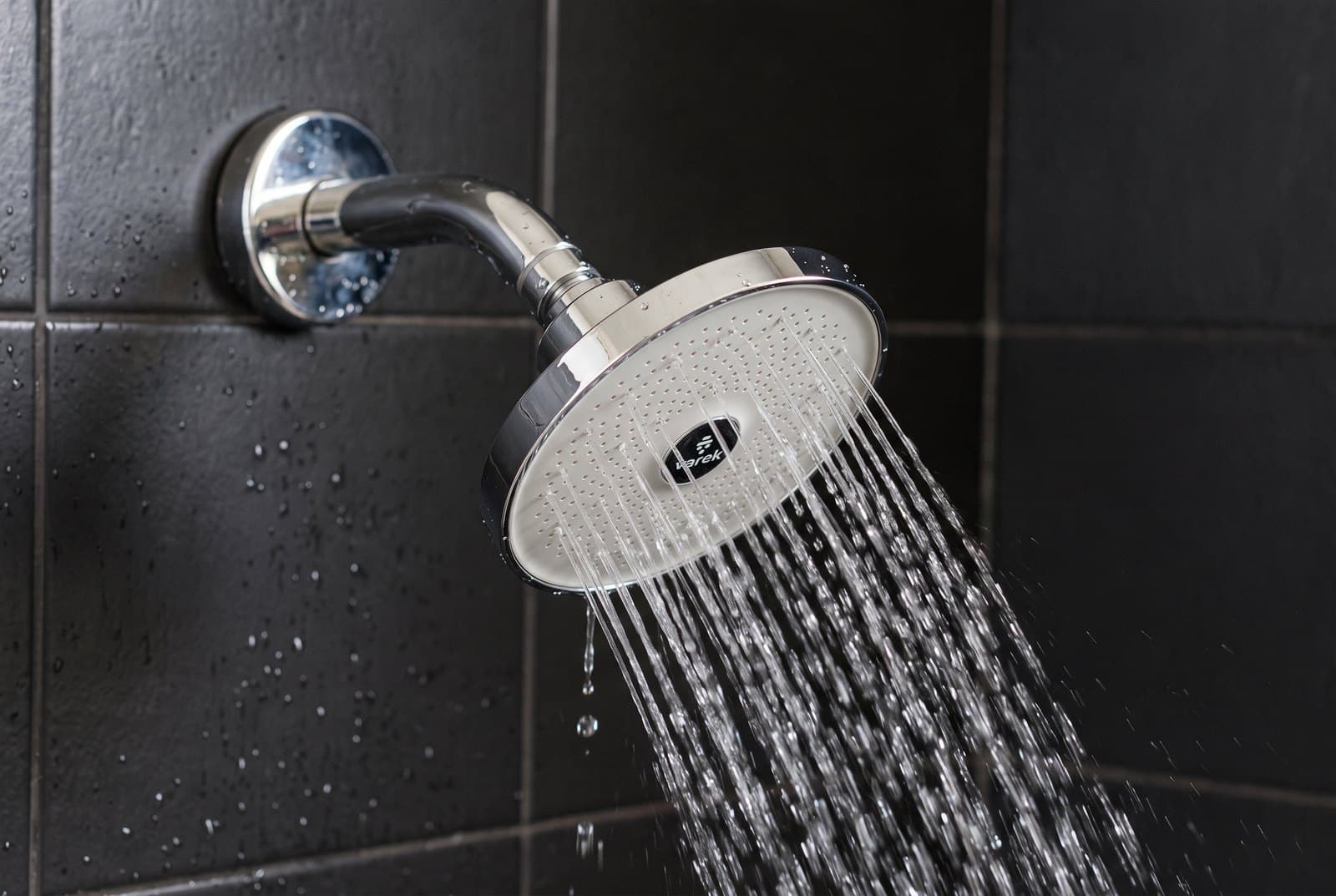 Abrí el agua